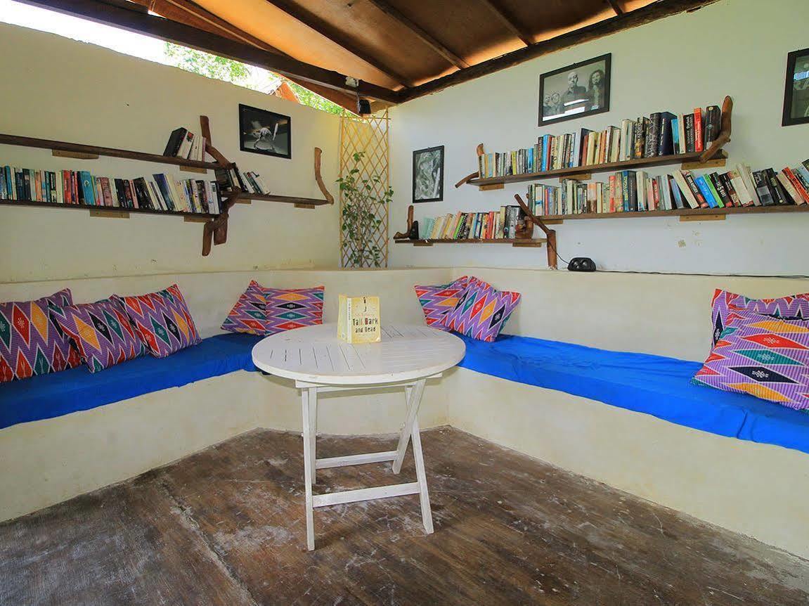Adeng-Adeng Bungalows Gili Meno Exteriör bild