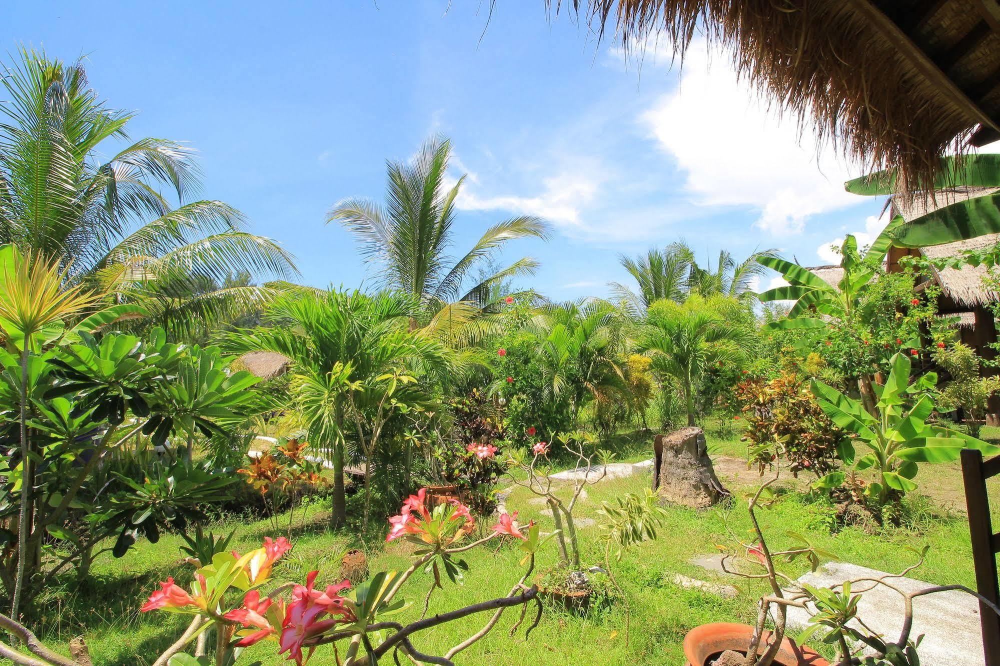 Adeng-Adeng Bungalows Gili Meno Exteriör bild