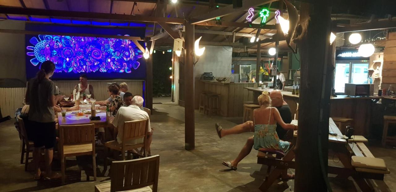 Adeng-Adeng Bungalows Gili Meno Exteriör bild